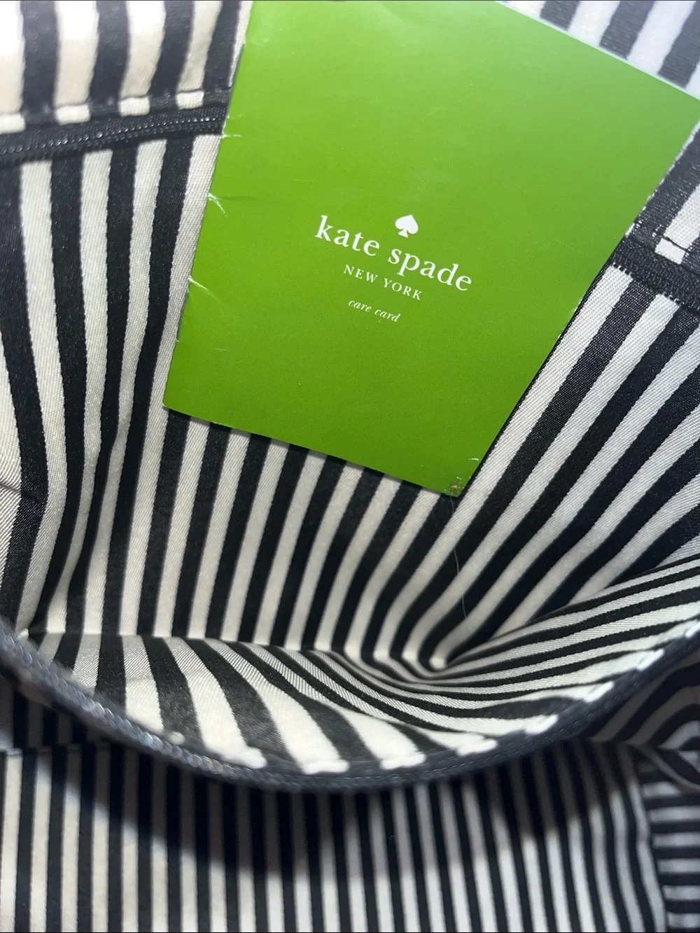 NWOT KATE SPADE NEW YORK SOUTHPORT AVENUE  TOTE BAG IN BLACK PEBBLED LEATHER